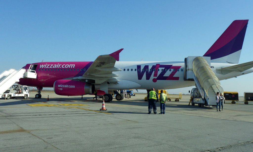 Ваучер WizzTours на 75€ на перелет и отель