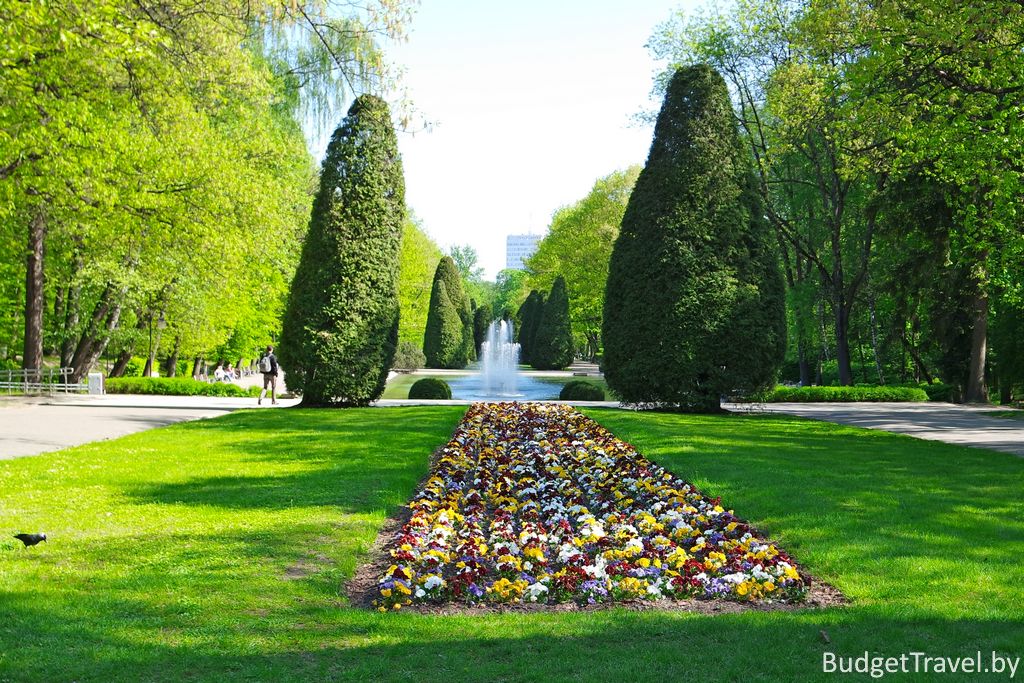 Парк в Белостоке возле Дворца Браницких