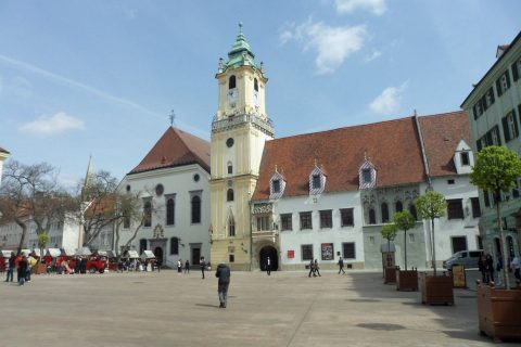 Главная площадь и Старая ратуша