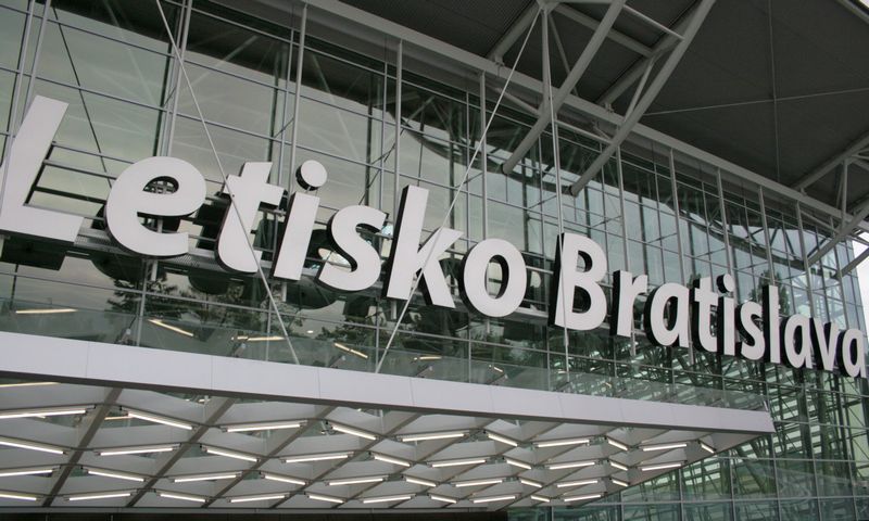 Как добраться в Аэропорт Братиславы — BTS. Автобус и Такси