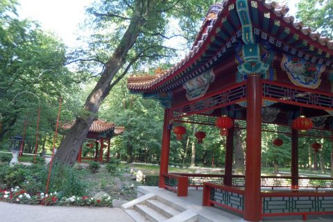Китайский сад Парк Лазенки в Варшаве