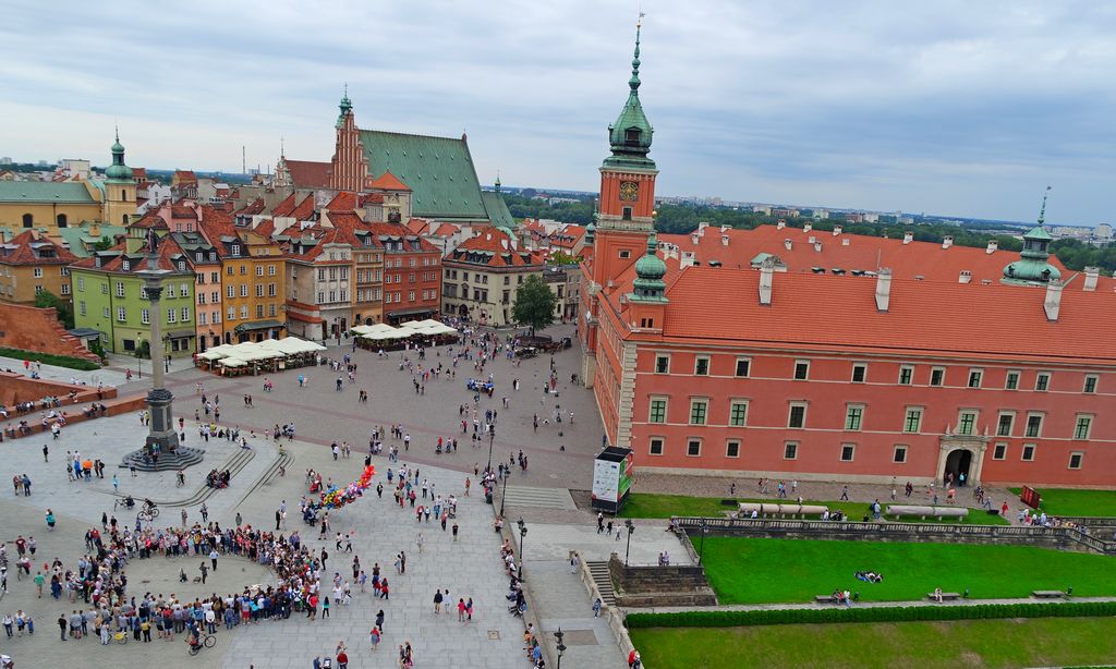 Королевский дворец в Варшаве на Замковой площади