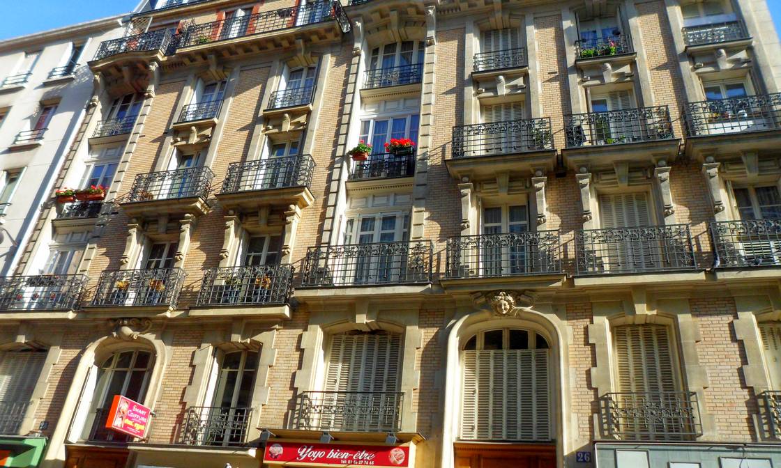 Недорогая квартира в Париже на сутки возле Монмартра