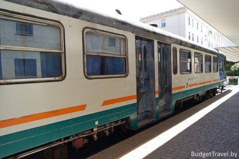 Поезд Trenitalia на Сардинии