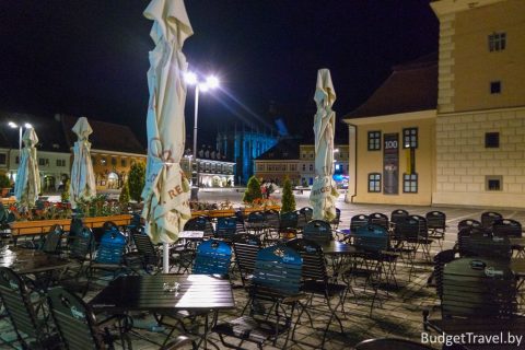 Город Брашов - Кафе на Площади Совета