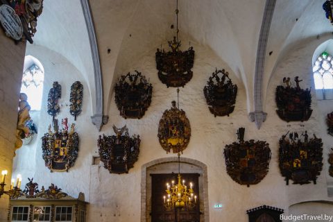 Домский собор Таллина - Фамильные герба