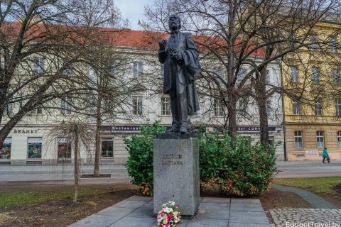 Памятник Йозефу Сметане - Пльзень