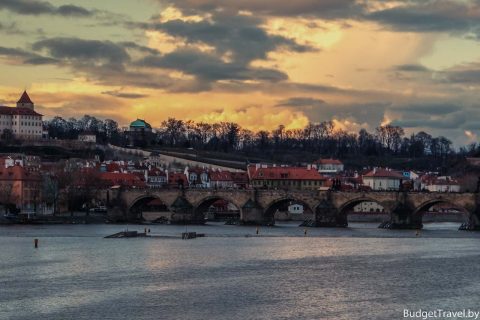 Карлов мост на закате - Прага