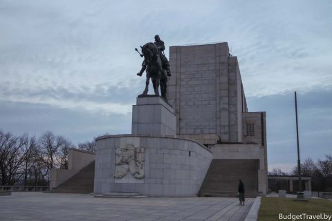 Национальный памятник на Виткове