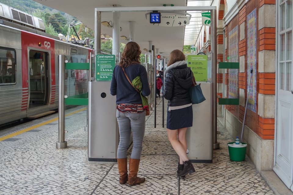 Поезд Лисабон - Синтра