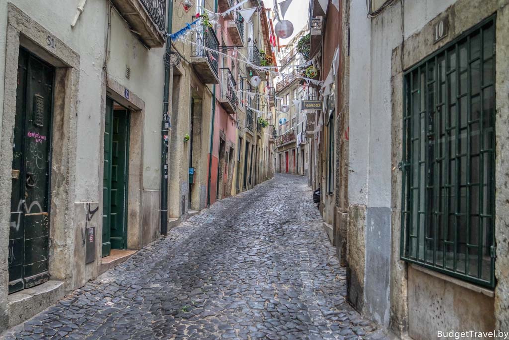 Улицы в старом городе Лиссабона
