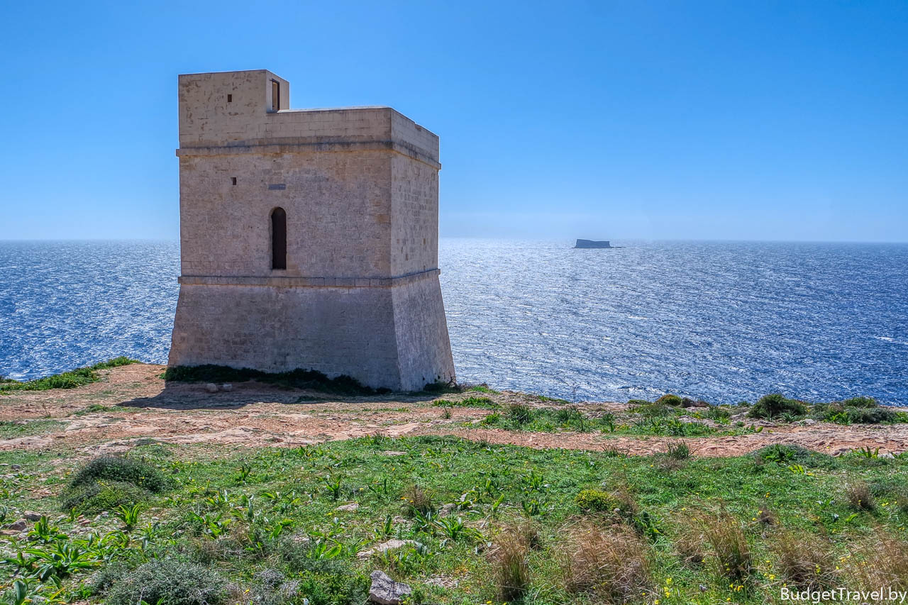 Башня Чамрия и остров Filfla