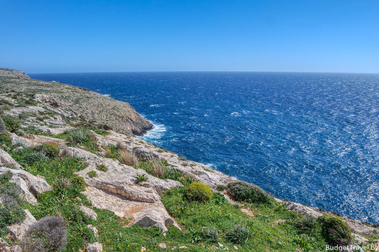 Береговая линия возле моря на Мальте