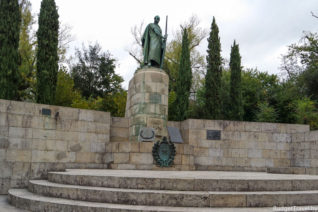 Памятник королю Афонсу I Великому