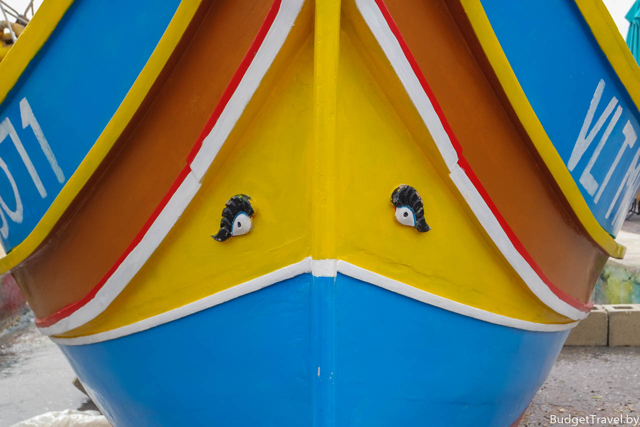 Глаза на лодках Луццу в Марсашлокк