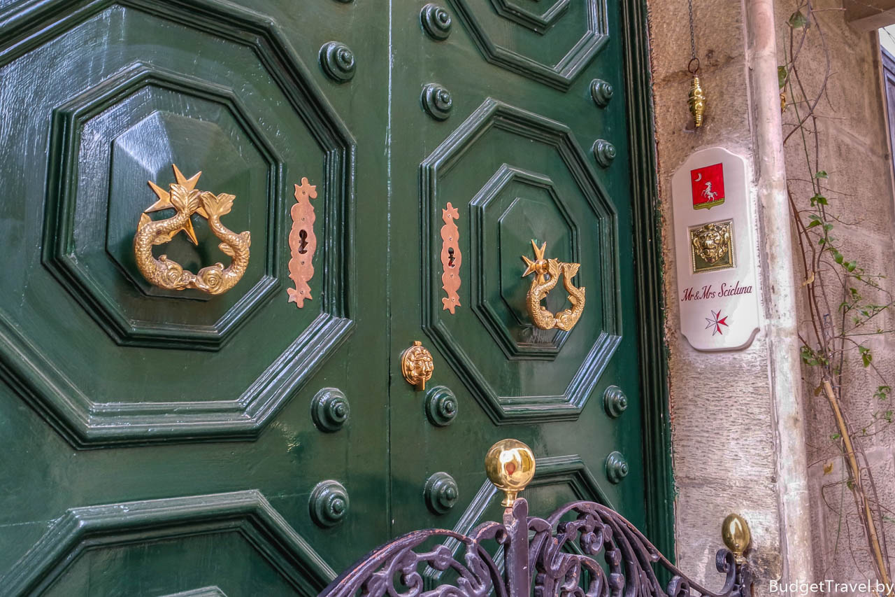 Входные двери на Мальте, город Биргу
