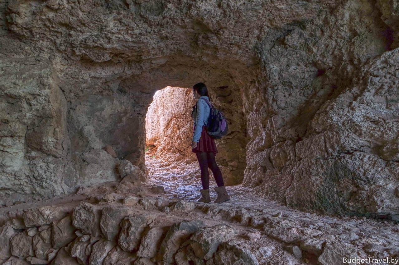 Выход из пещеры Tal Mixta Cave