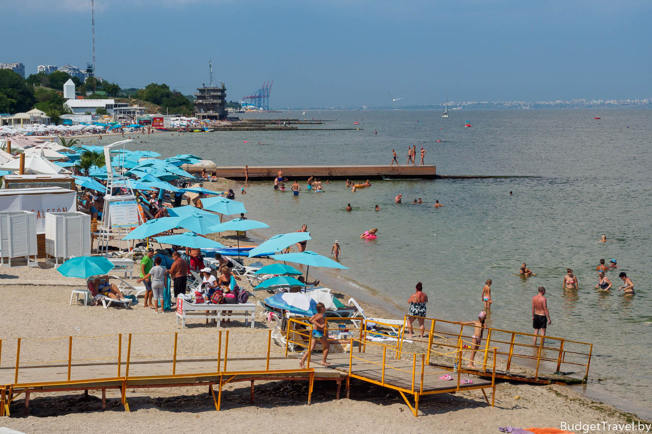 Пляж Дельфин в Одессе