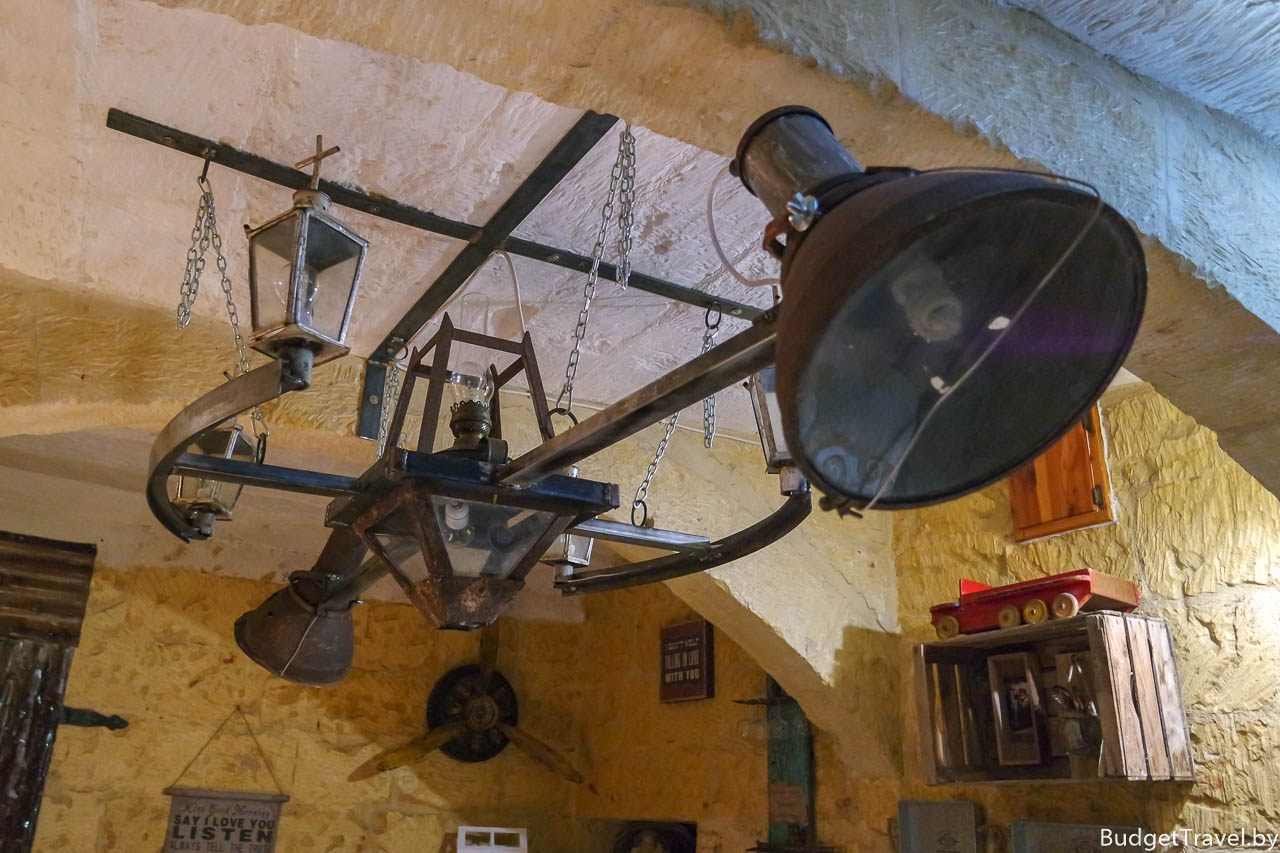 Самодельная люстра на кухне - Мальта