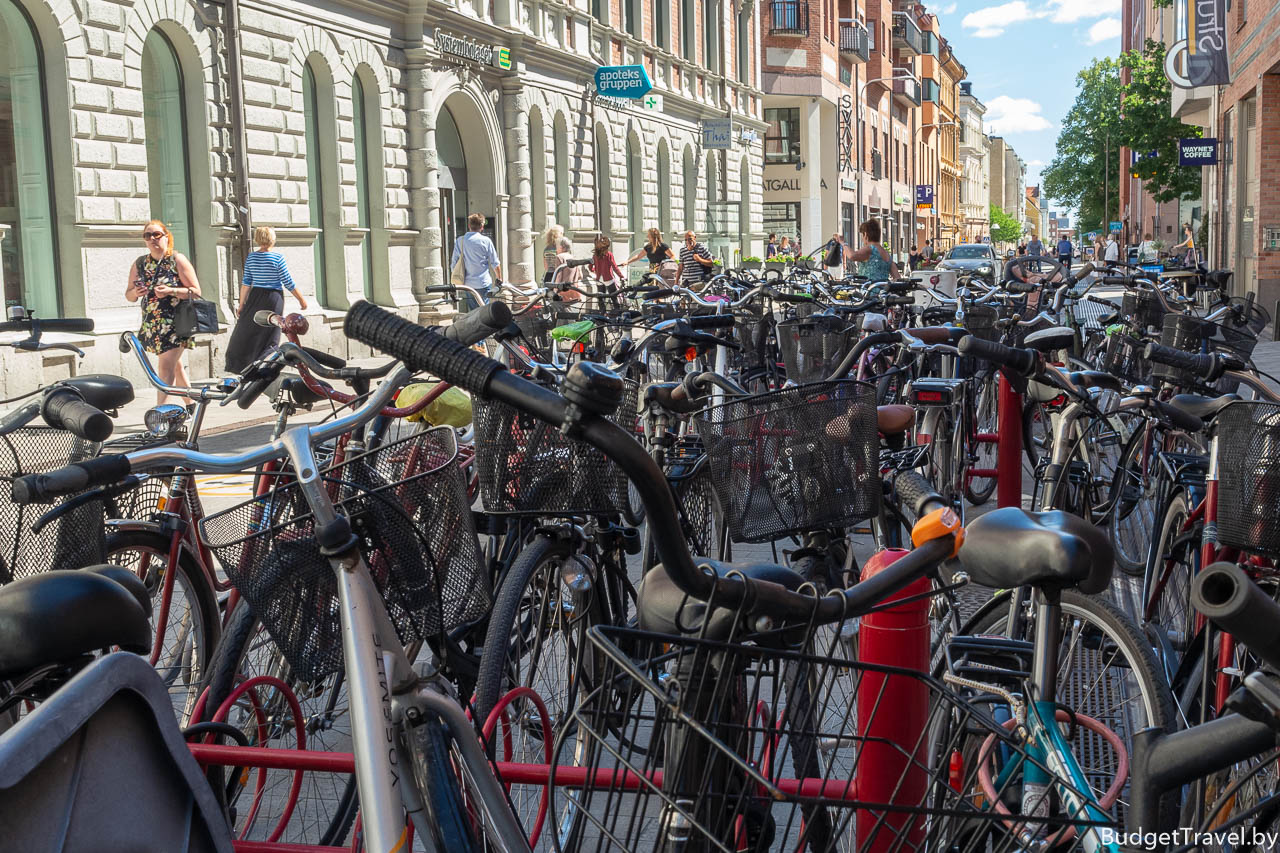 Велосипеды на улице в Швеции
