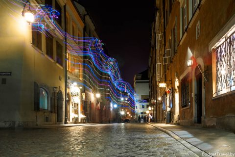 Ночные улицы в Старом городе Варшавы