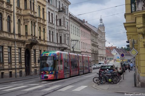 Трамвай в городе Грац