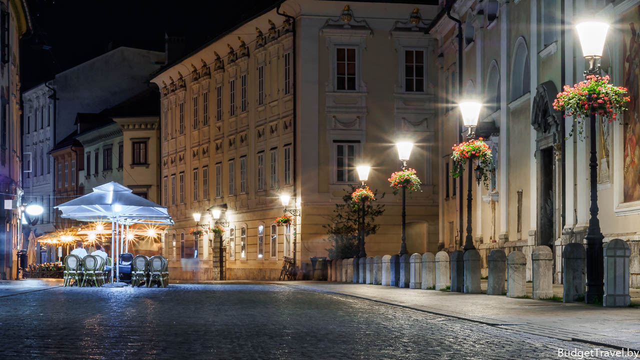 Пустые ночные улицы в старом городе Любляны