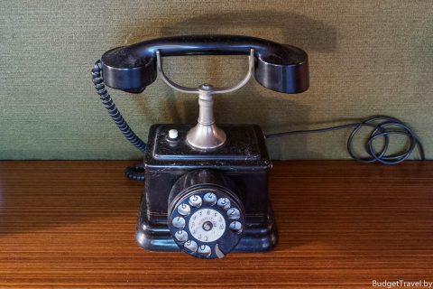 Старый ретро-телефон